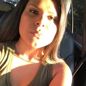 Meet your Posher, Sofia